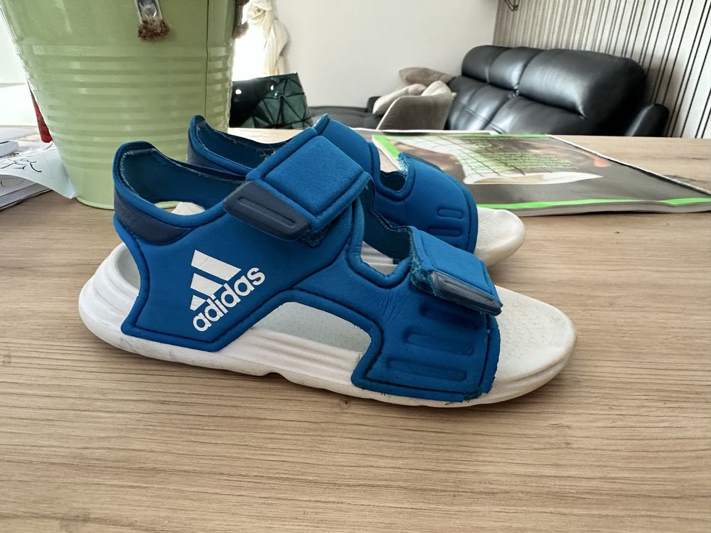 Босоніжки Adidas