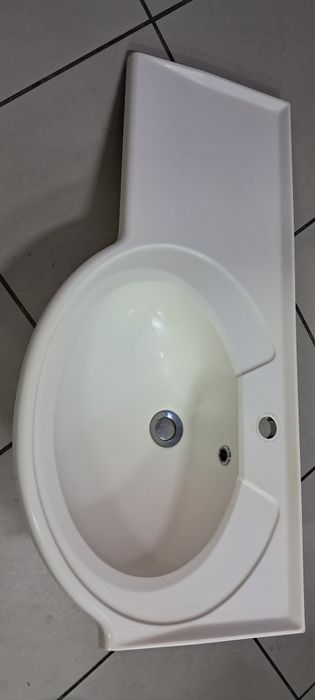 Umywalka nablatowa biała kremowa