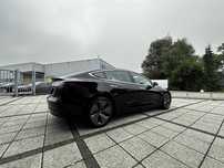 Viatura Marca Tesla, Model 3