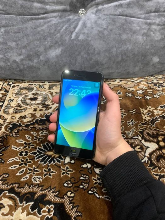 Айфон 8+ 64 неверлок