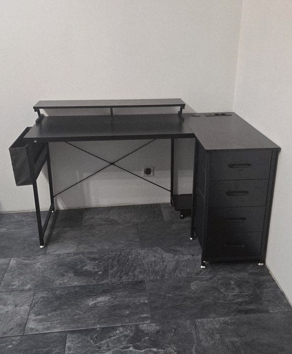 Biurko gamingowe młodzieżowe czarne