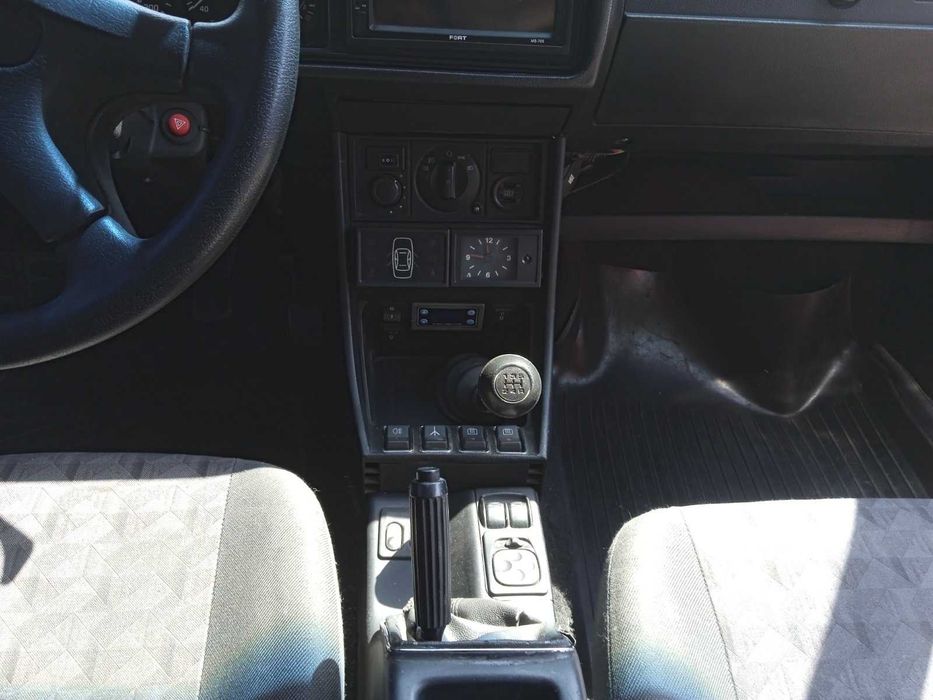 ВАЗ 2103 імпортний варіант підвищеної комфортності