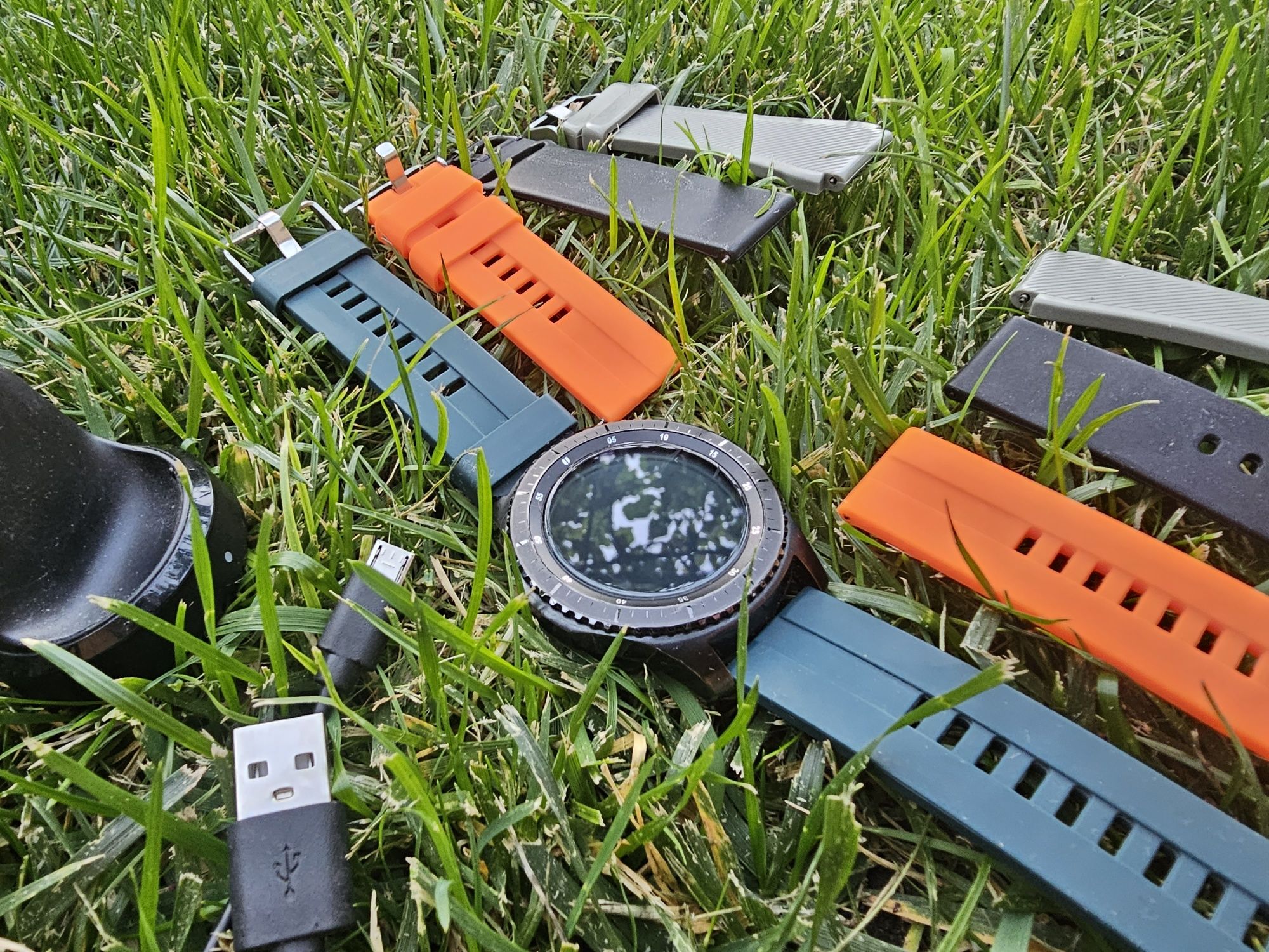 Годинник смарт Samsung Gear S3 Frontier