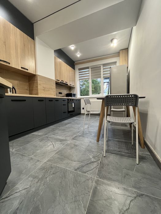 Світло  24/7! на Івасюка 11. 6 ЛЮДЕЙ (Козявкіна, АТБ)