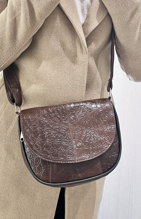 Жіноча шкіряна сумка , різні кольори , великий вибір шкіряних сумок