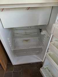 Продам немецкий холодильник мини privileg