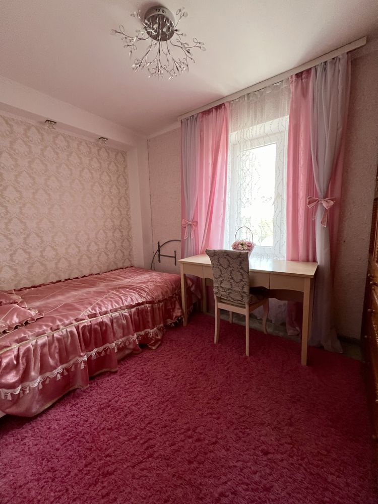 4-кім.квартира ЗАХОДЬ І ЖИВИ!