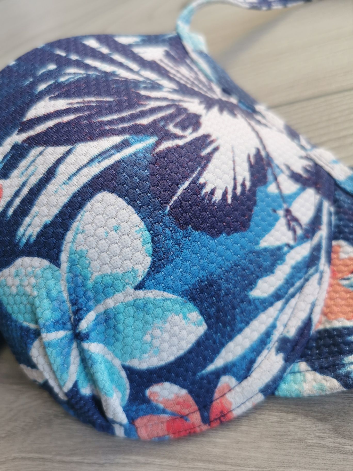 Góra od stroju kąpielowego 75c