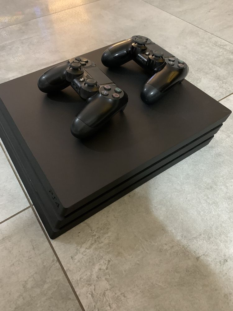 Konsola Playstation 4 Pro