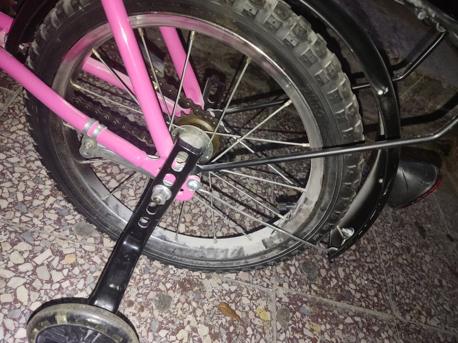 Rowerek dziecięcy z kulkami bocznymi