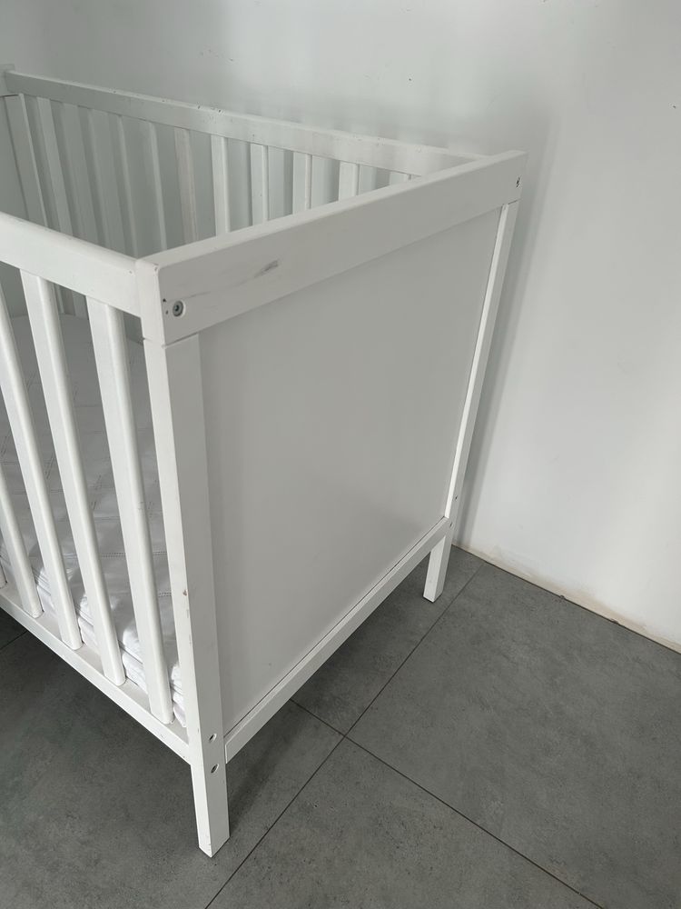 Łóżeczko dziecięce 120x60