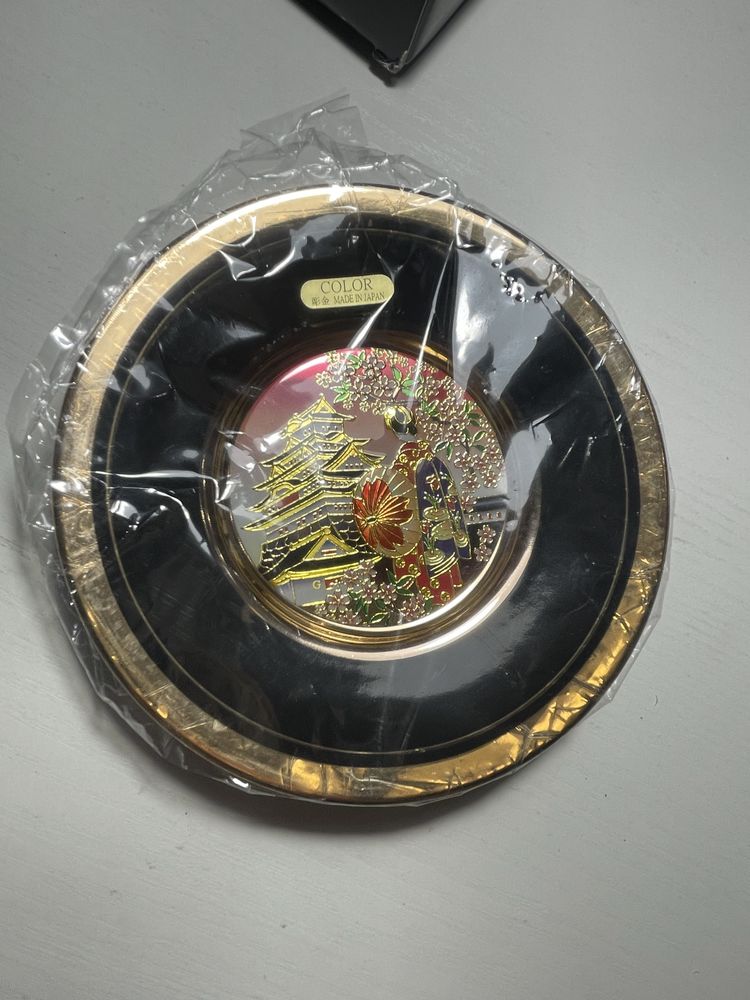 Японская позолоченая сувенирная тарелочка