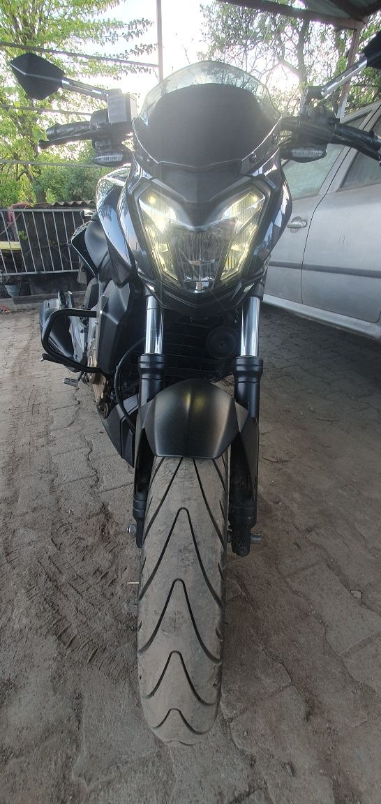 Bajaj dominar 400