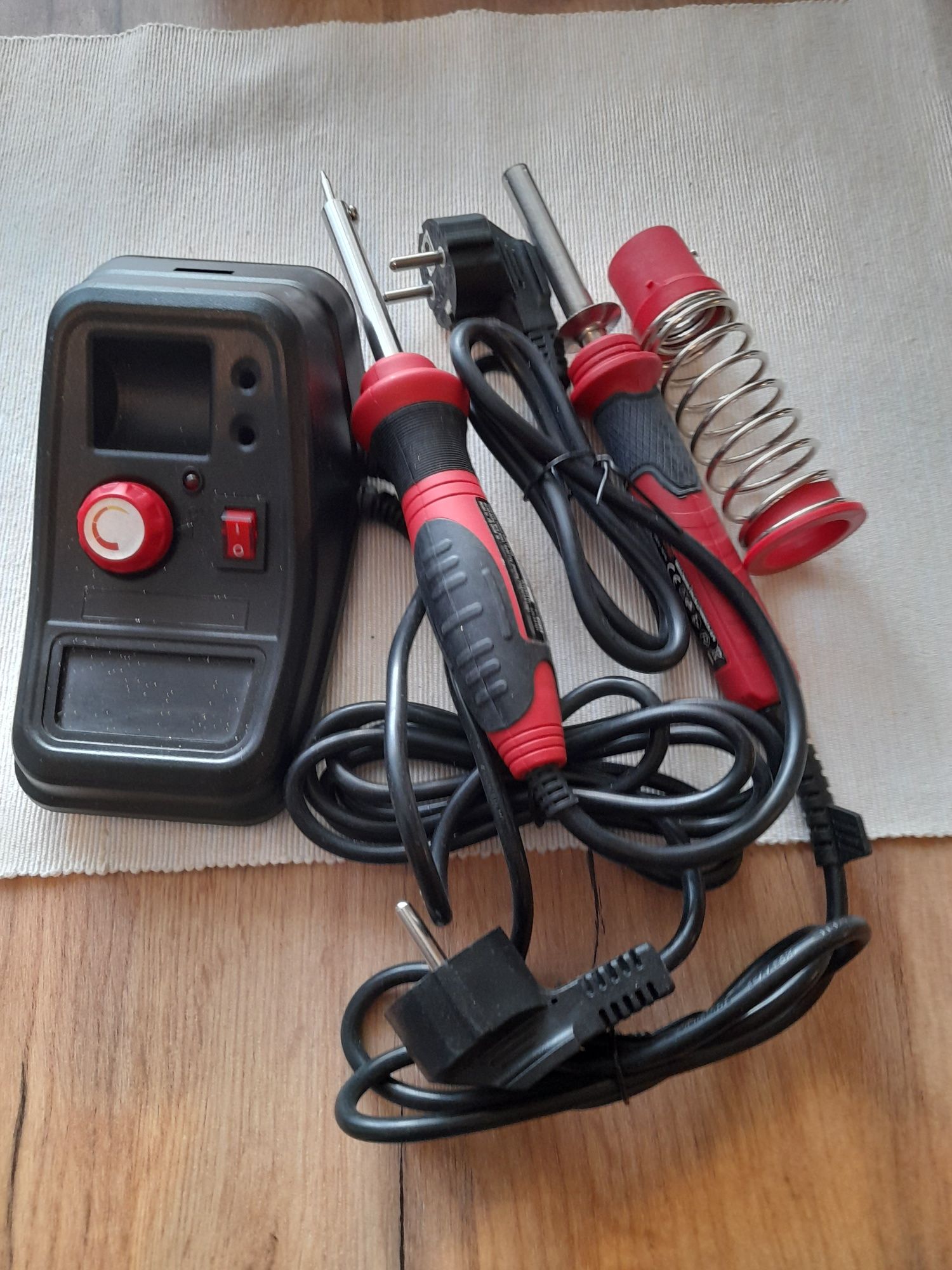 Regulowana stacja lutownicza 48 w TooLTEC nowa