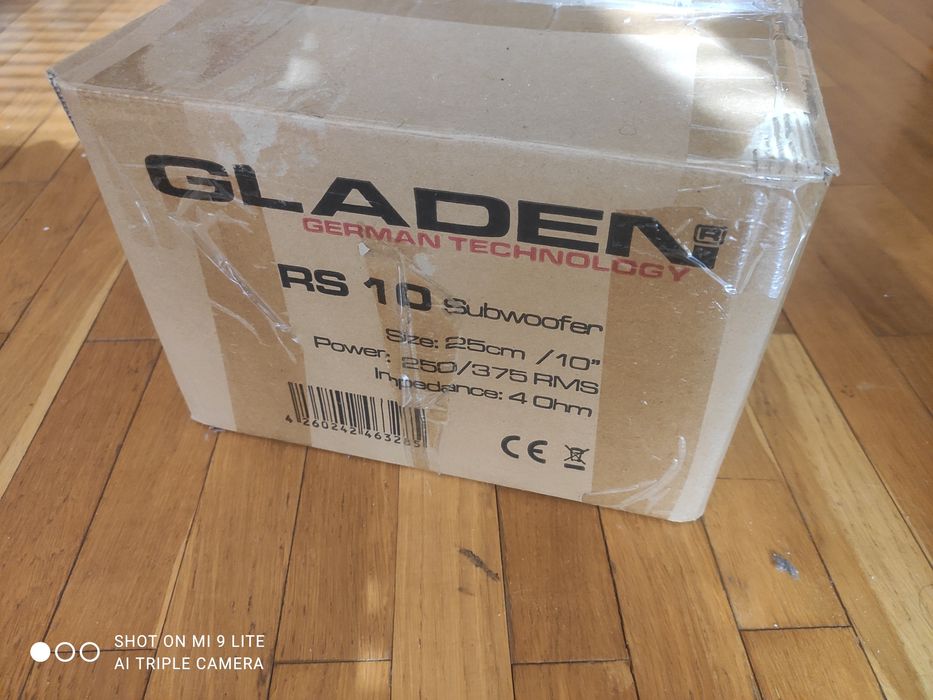 Сабвуфер Gladen RS 10
