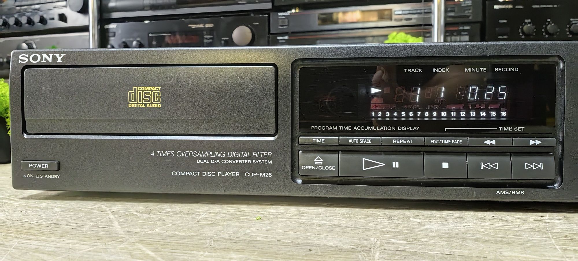CD-програвач Sony CDP-M26