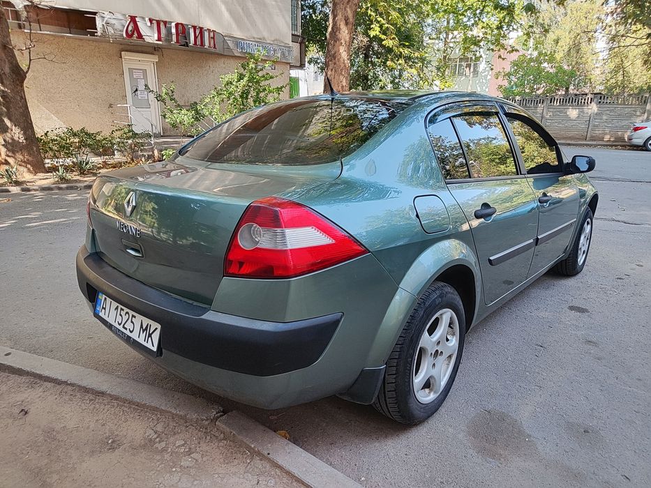 Продам renault megane 1.4 бензин