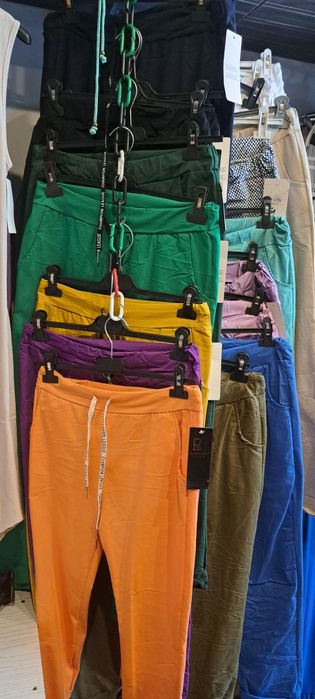 Spodnie gnieciuchy promocja