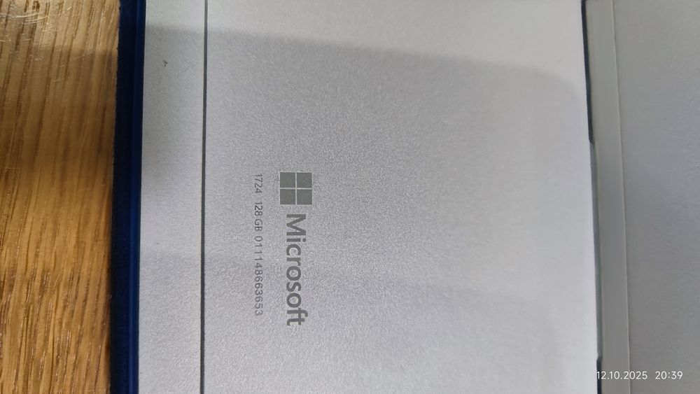 Microsoft Surface Pro 4 1724 Laptop Tablet i5
