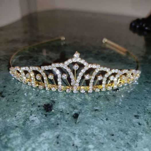 Tiara Coroa Dourada Brilhantes Noiva