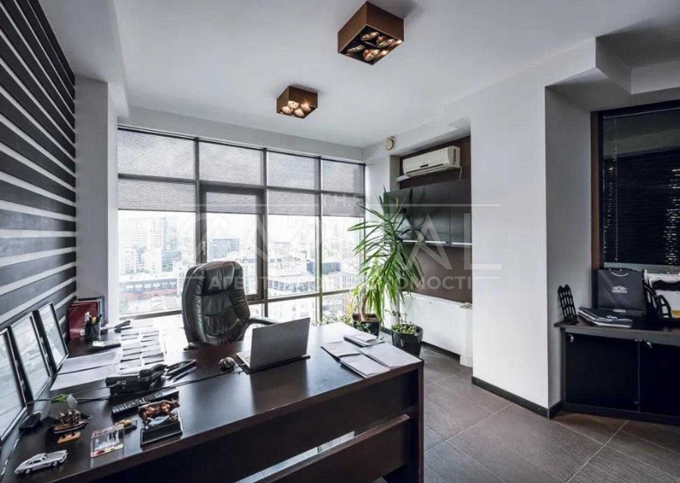 Продаж офіс  182 м2, Велика Васильківська, Центр