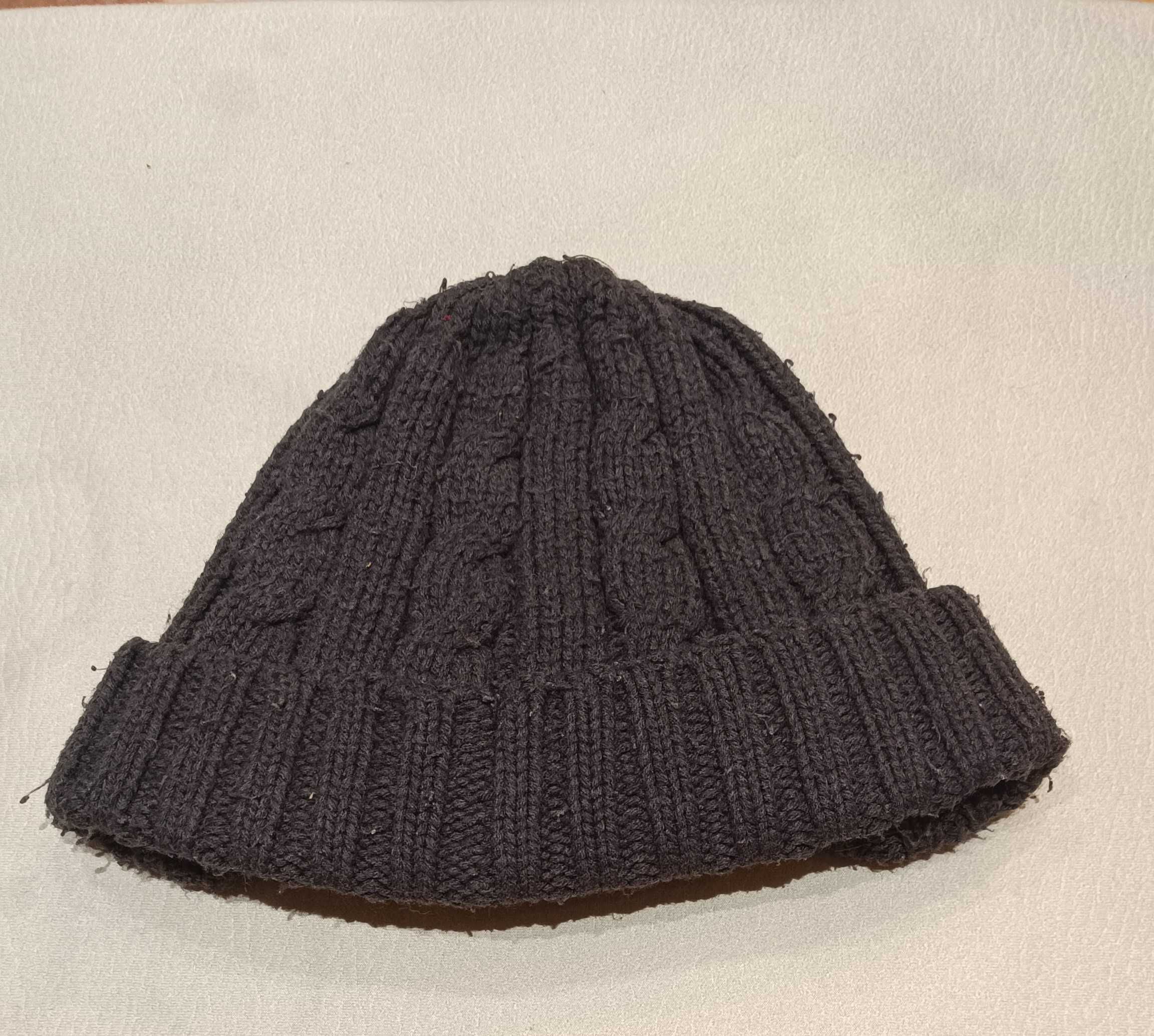 Gorro crianca DIVIDED