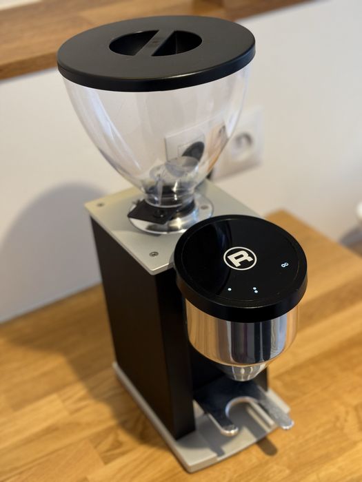 Mlynek do kawy Rocket Faustino