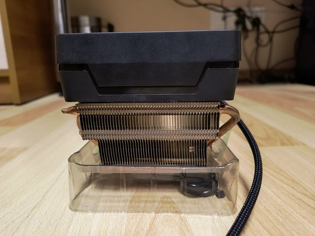 Cooler AMD Wraith PRISM RGB do AM4/AM5 105W TDP