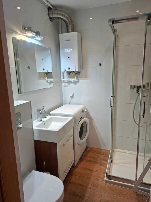 Wynajmę 3 pokojowe mieszkanie, ścisłe Centrum- ul. Dmowskiego 12