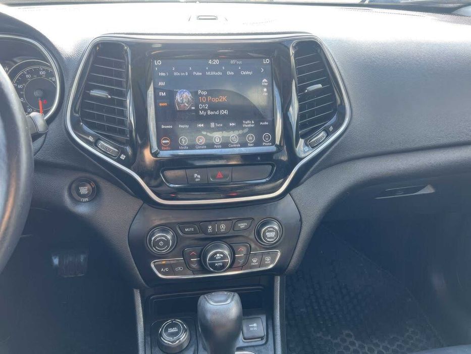 Jeep Cherokee Limited      2019