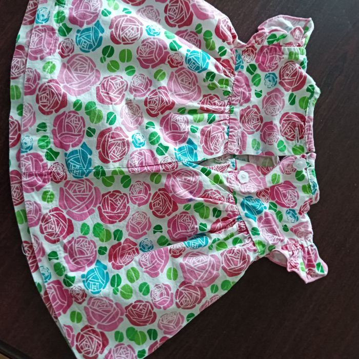 87. Sukienka dla dziewczynki na 3-6 m-cy