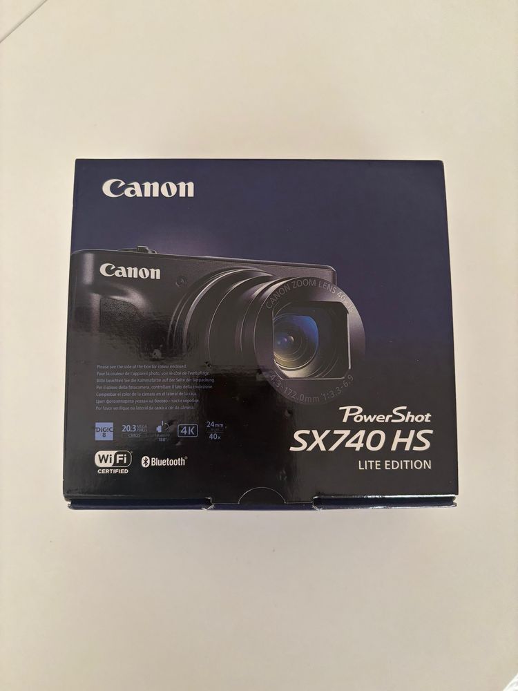 Canon PowerShot SX740 HS - Silver