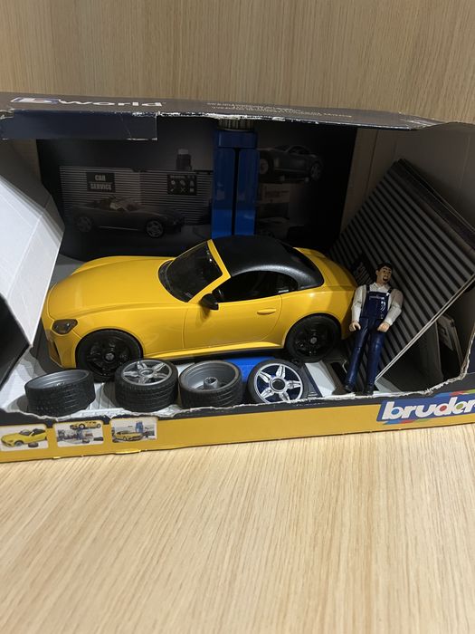 Автомайстерня Bruder