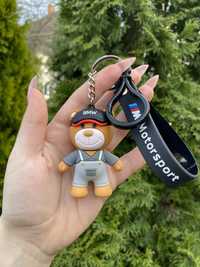 Брелок-ведмедик BMW для ваших ключів