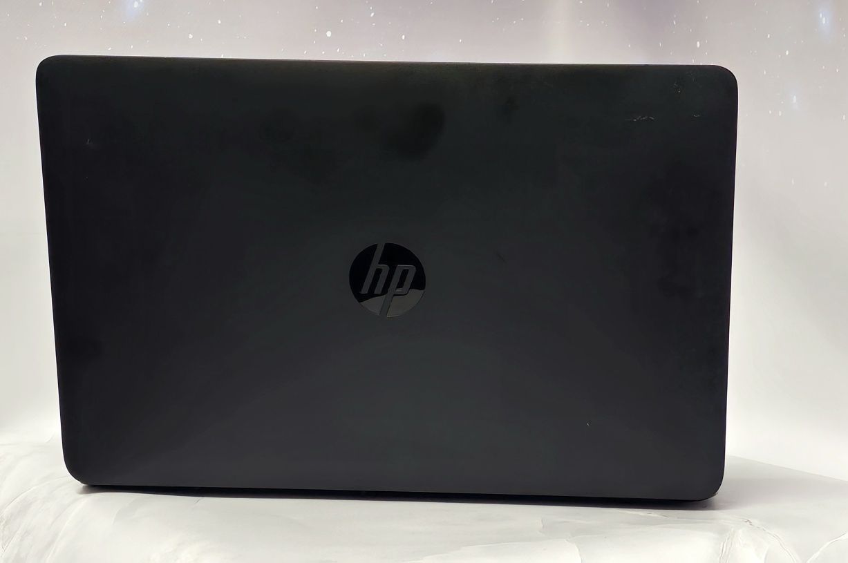 Hp 775,15.6fhd,ssd,AMD A6 Pro