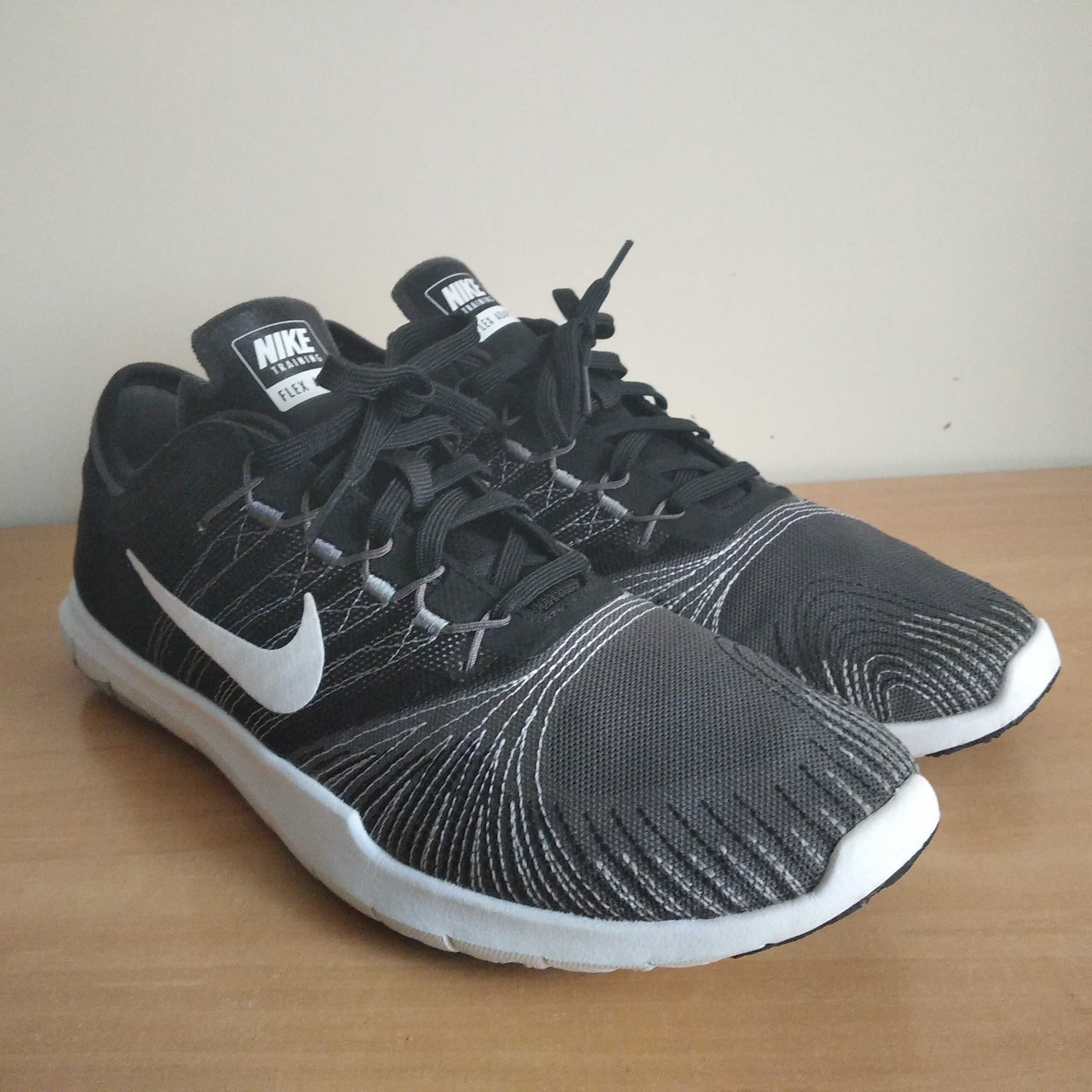 Buty biegowe NIKE Flex Adapt Tr roz.eu-40.5