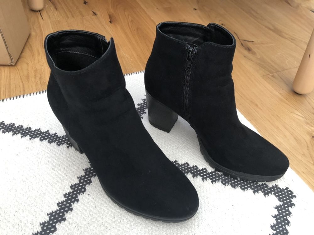 Buty botki deichmann r. 38 czarne zamszowe
