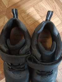 Кросівки, туфлі Clarks 33.5