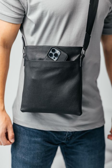 Мужская сумка Флеш Ап черная из натуральной кожи, барсетка через плечо