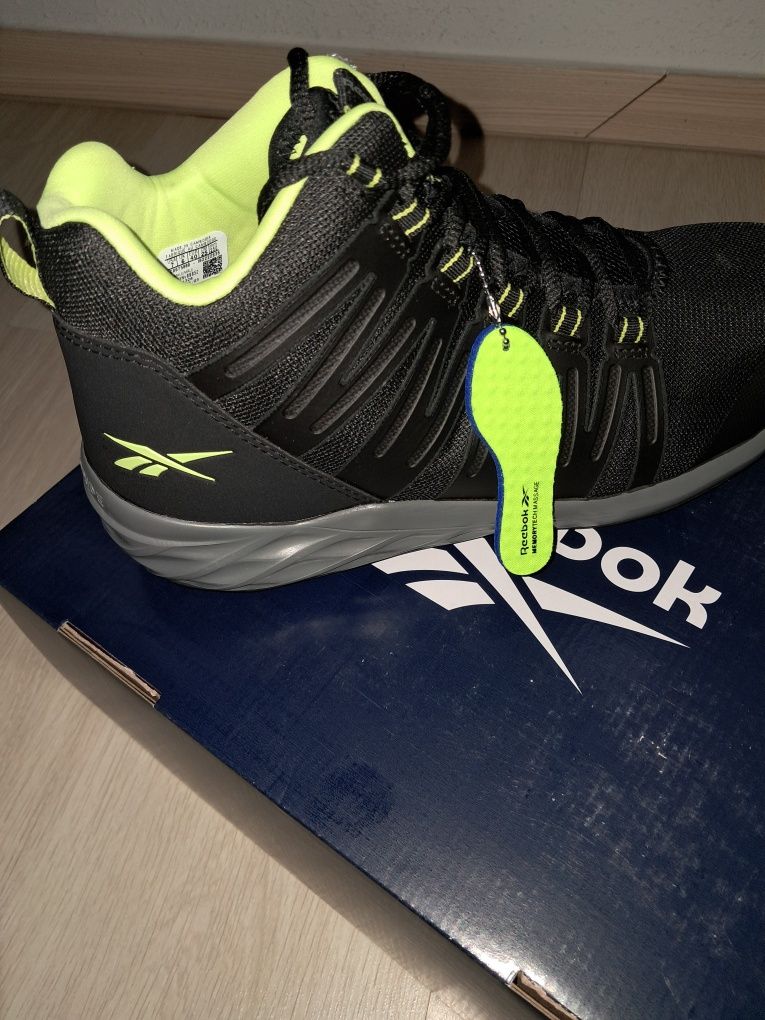 Nowe buty robocze Reebok