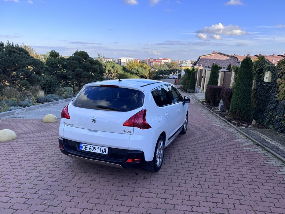 Peugeot 3008 2.0д. Автомат