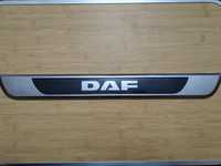 Накладка, логотип, планка, декор ступеньки DAF 106 рестайлінг