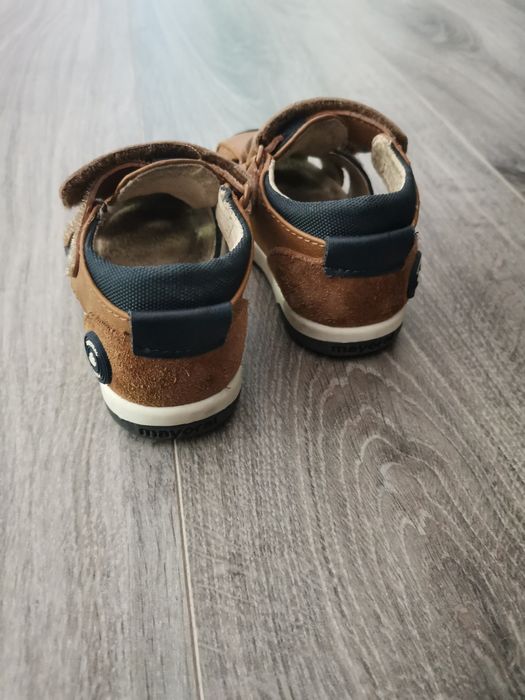 Sandálias maioral castanhas número 20