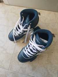 Patins 4 rodas número 35