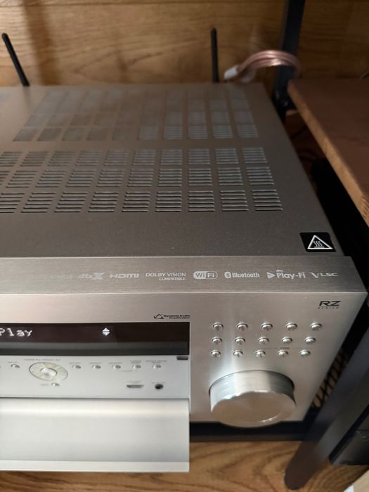 Potężny Onkyo RZ820
