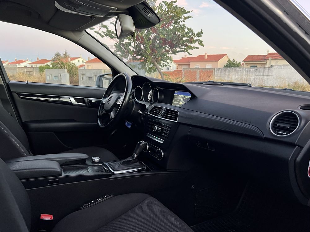 Mercedes Benz C220 CDi Pack C63 AMG