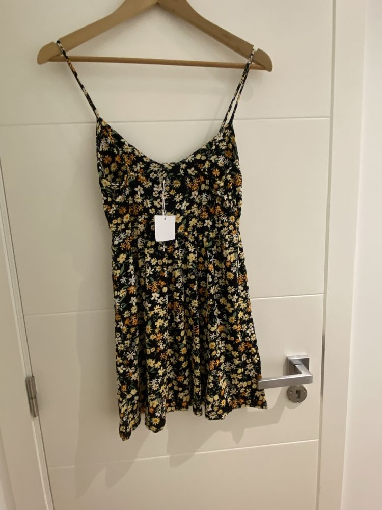 Vestido florido - Bershka