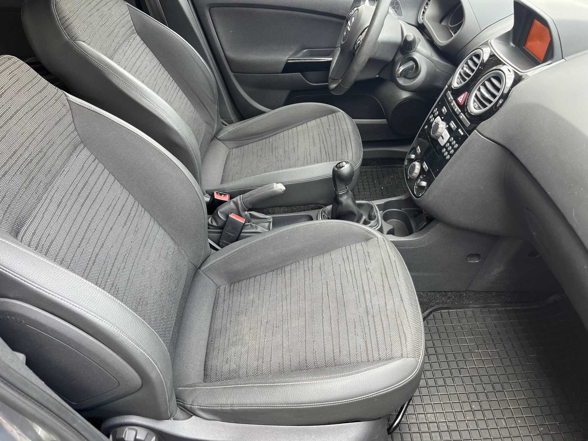 Opel Corsa 2014  Klimatyzacja Skóra Alu Felgi
