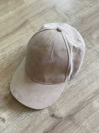 Beżowa czapka z daszkiem Reserved