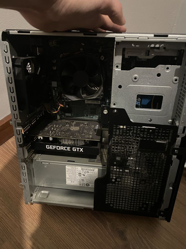 Pc gamer torre muito bom estado vendo ou troco